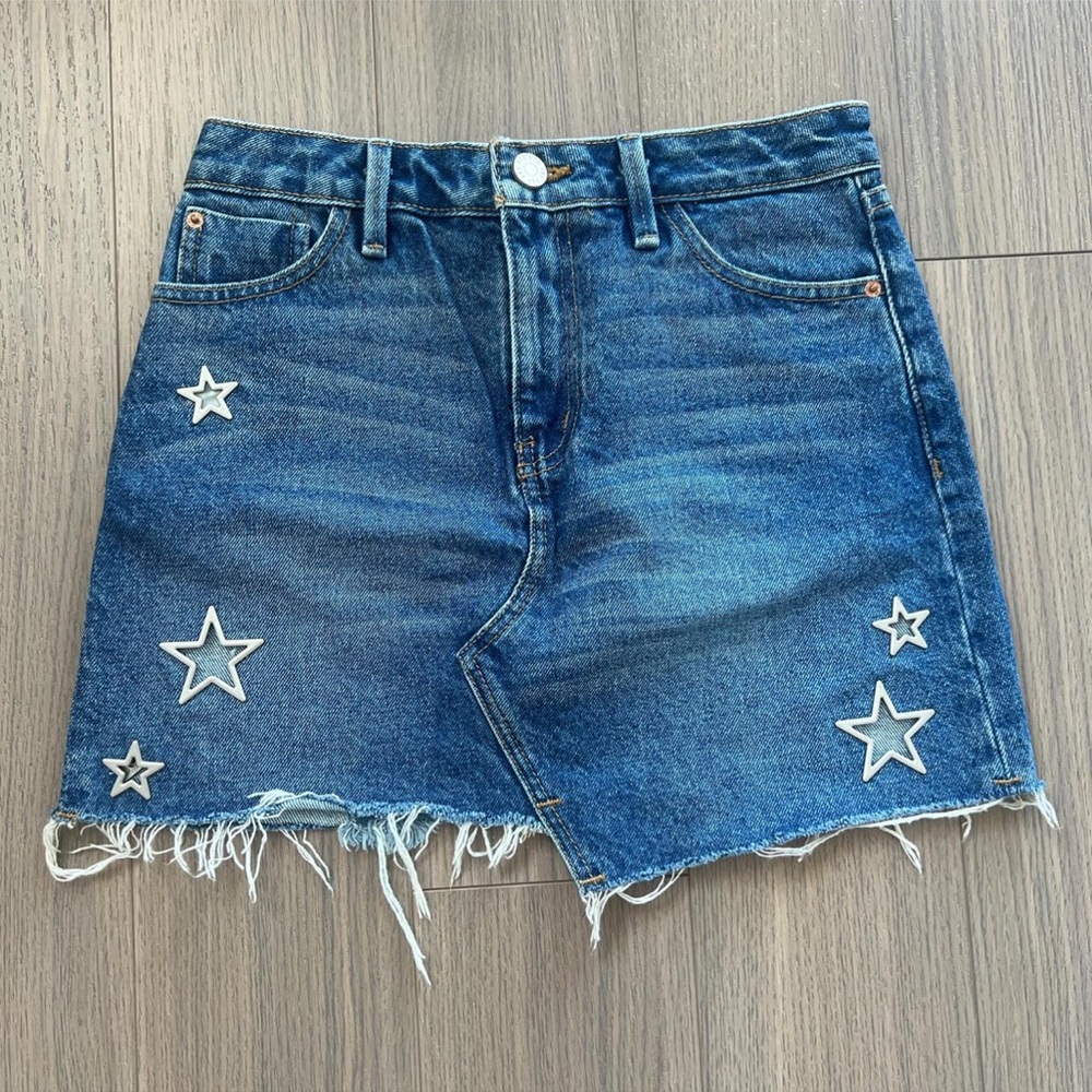 URBAN OUTFITTERS | BDG: Denim Mini Skirt with Star Grommets